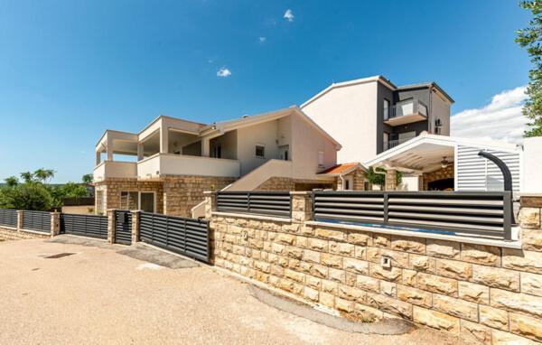 Apartmant Shine Luxury Масленица Экстерьер фото